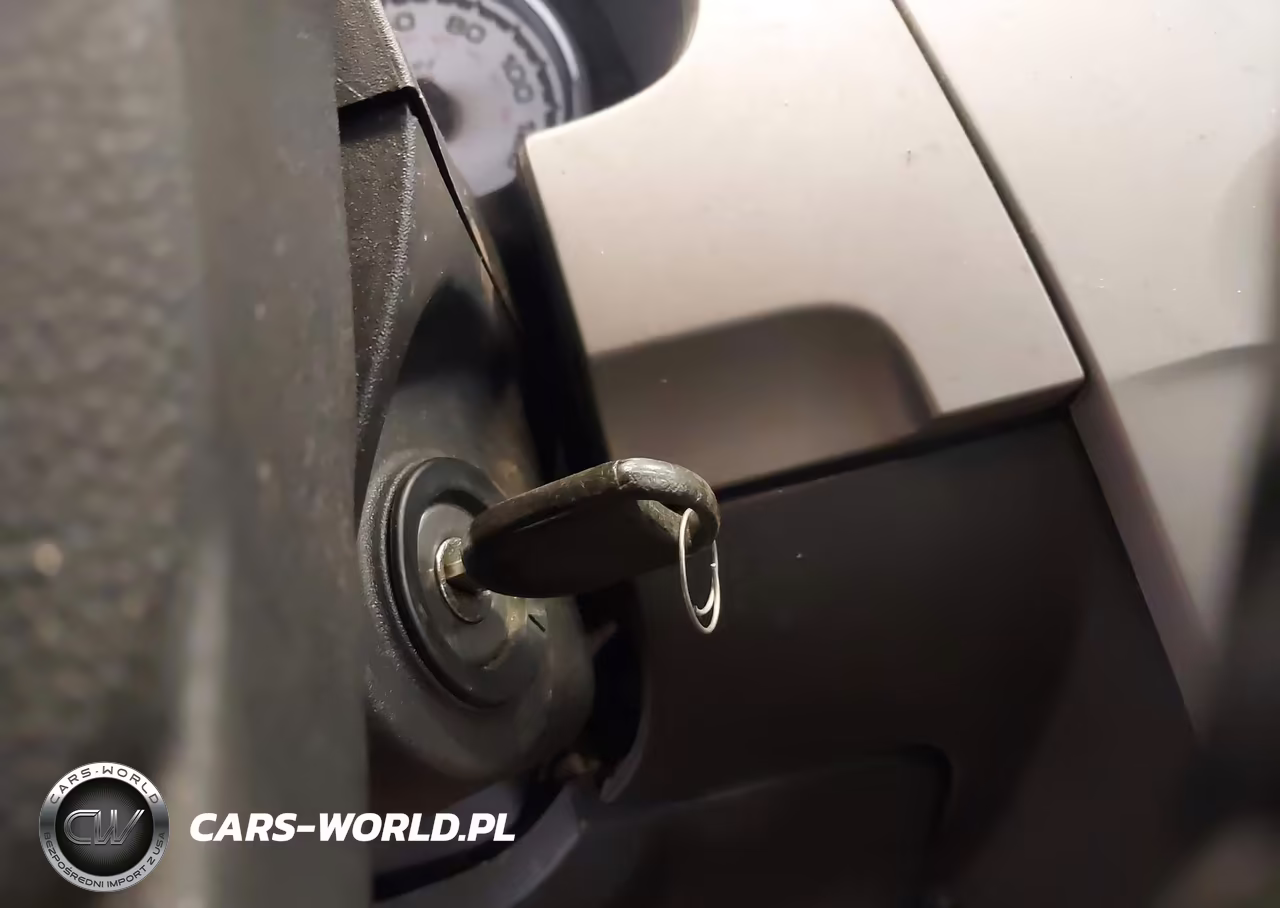 2008 Ford Focus Se-Ses VIN:1FAHP35N18W208830 - 11