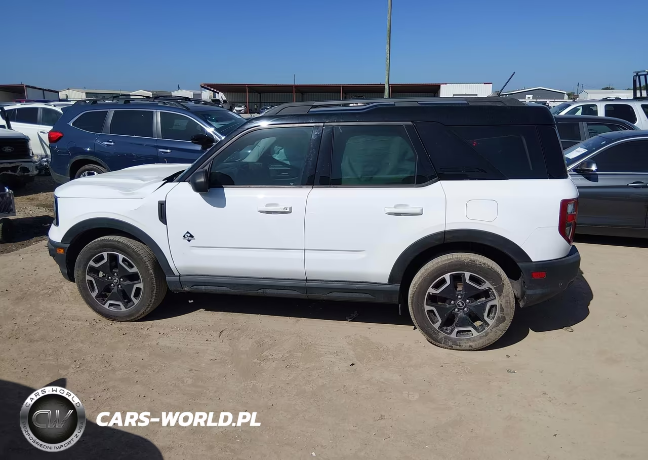 2021 Ford Bronco Sport Outer Banks VIN:3FMCR9C62MRB04708 - 14
