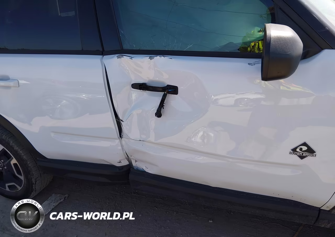 2021 Ford Bronco Sport Outer Banks VIN:3FMCR9C62MRB04708 - 6