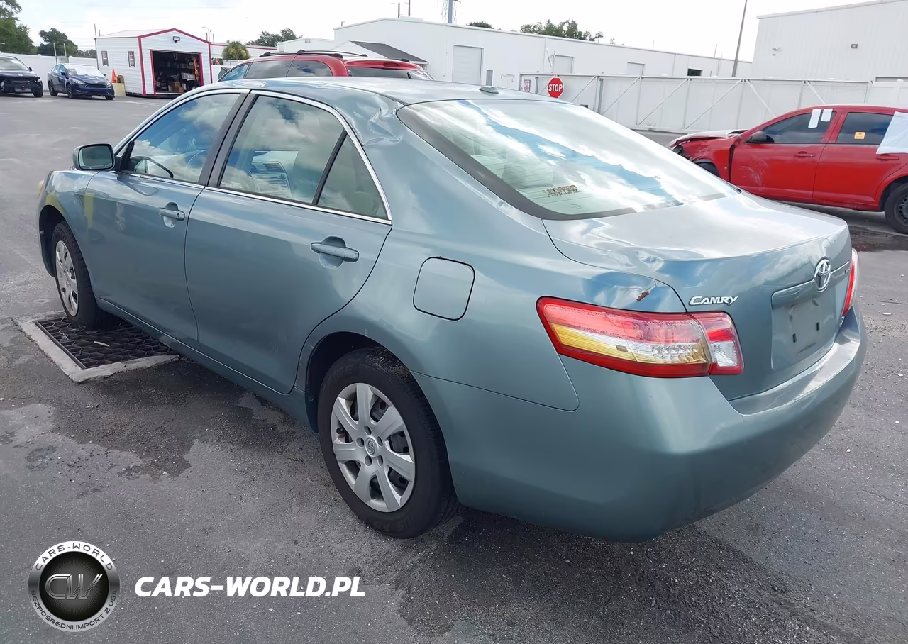 2010 Toyota Camry Le VIN:4T1BF3EK9AU542819 - 3
