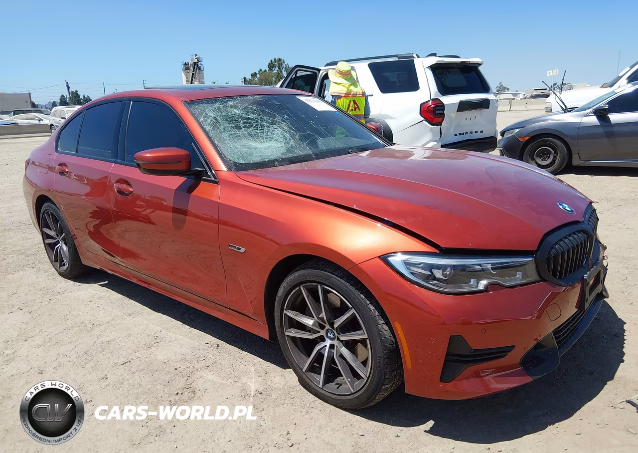 2022 BMW 330E