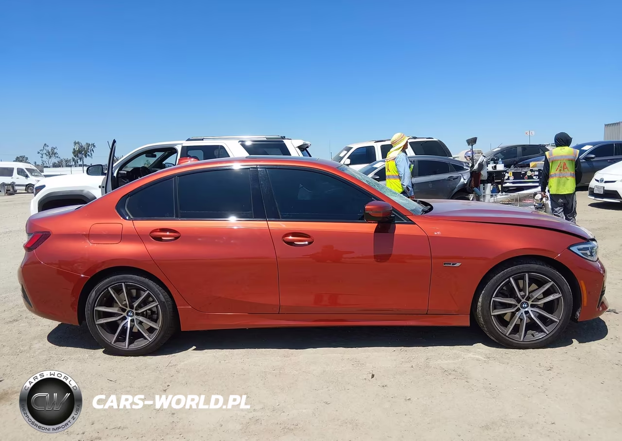 2022 BMW 330E VIN:3MW5P7J03N8C36256 - 12