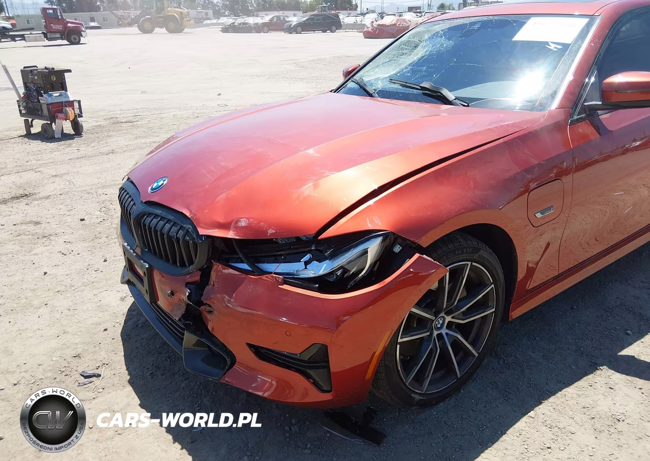 2022 BMW 330E VIN:3MW5P7J03N8C36256 - 6