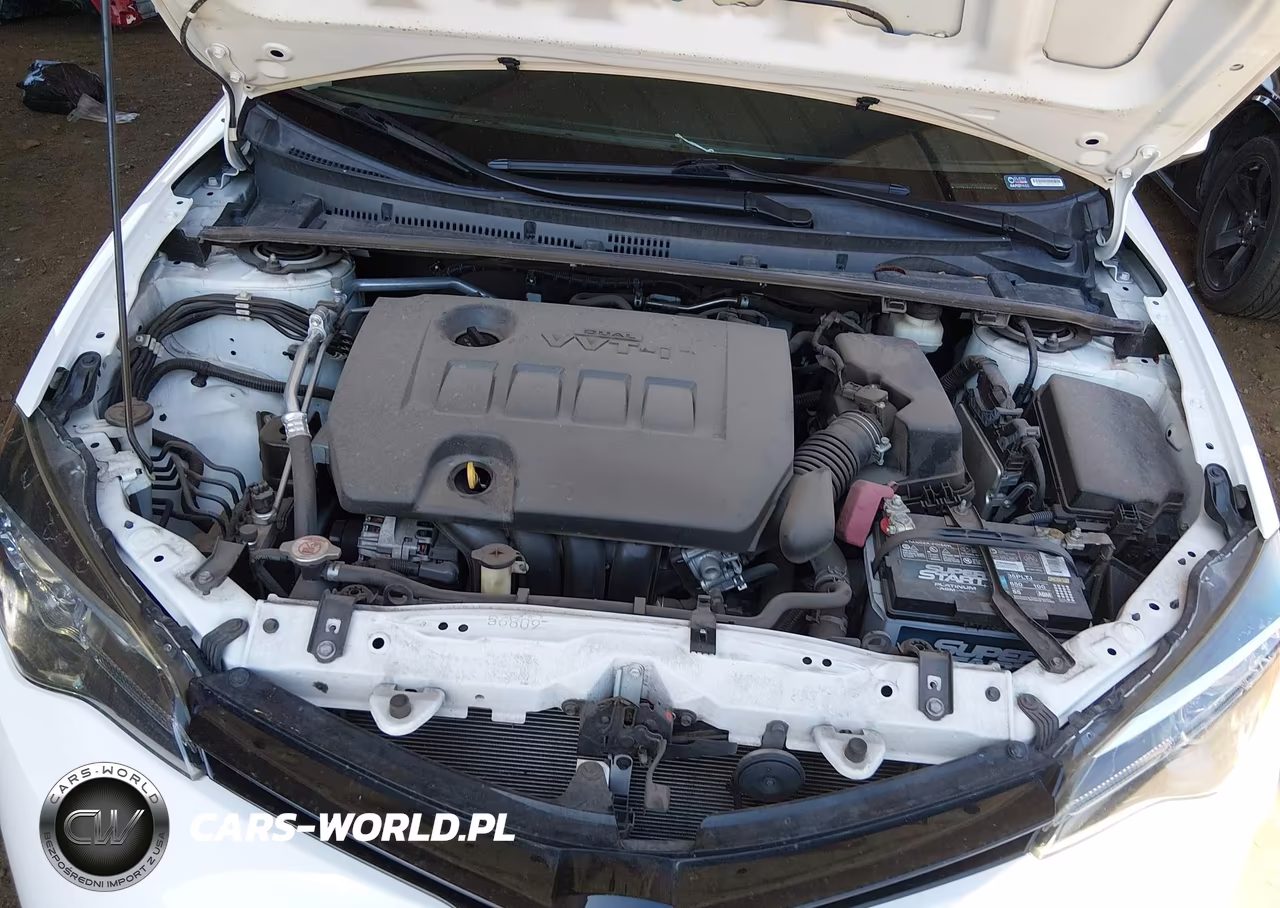 2018 Toyota Corolla Le VIN:2T1BURHE4JC976162 - 10