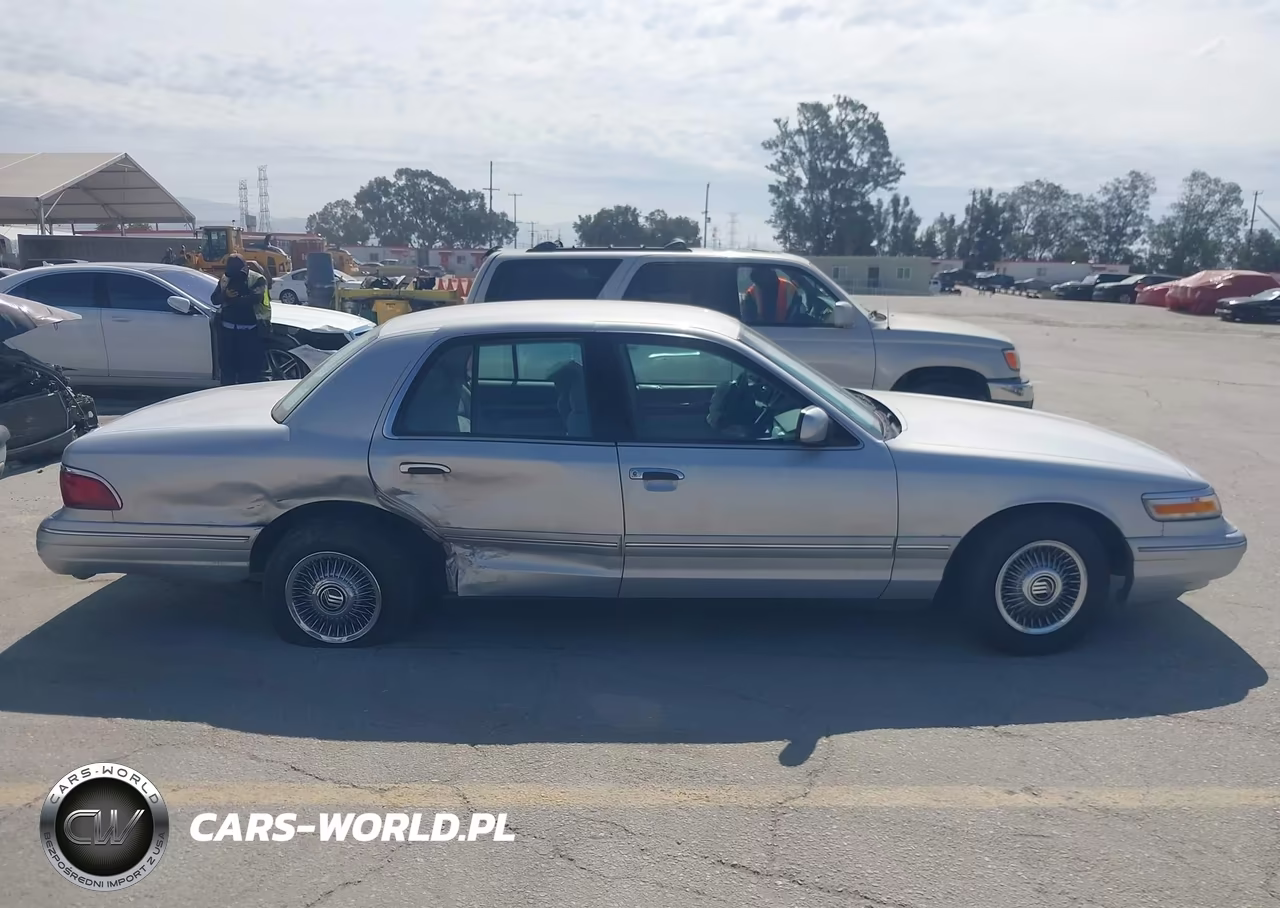 1997 Mercury Grand Marquis Gs VIN:2MELM74W6VX720452 - 13