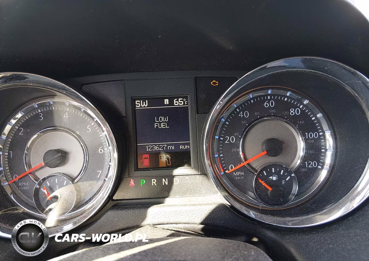 2013 Chrysler Town & Country Touring VIN:2C4RC1BG6DR652051 - 7