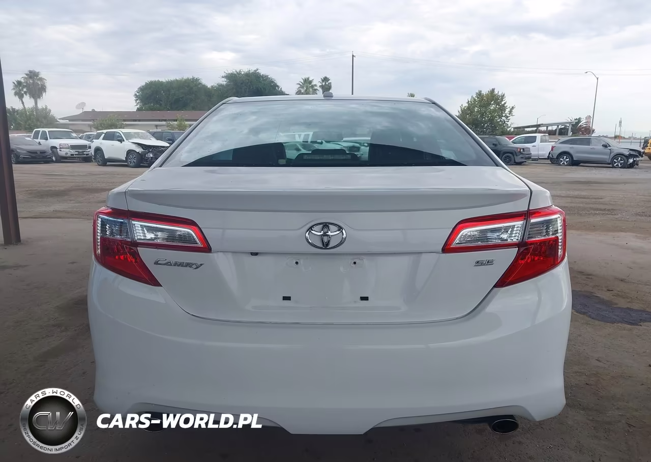 2013 Toyota Camry Se V6 VIN:4T1BK1FK5DU535479 - 16