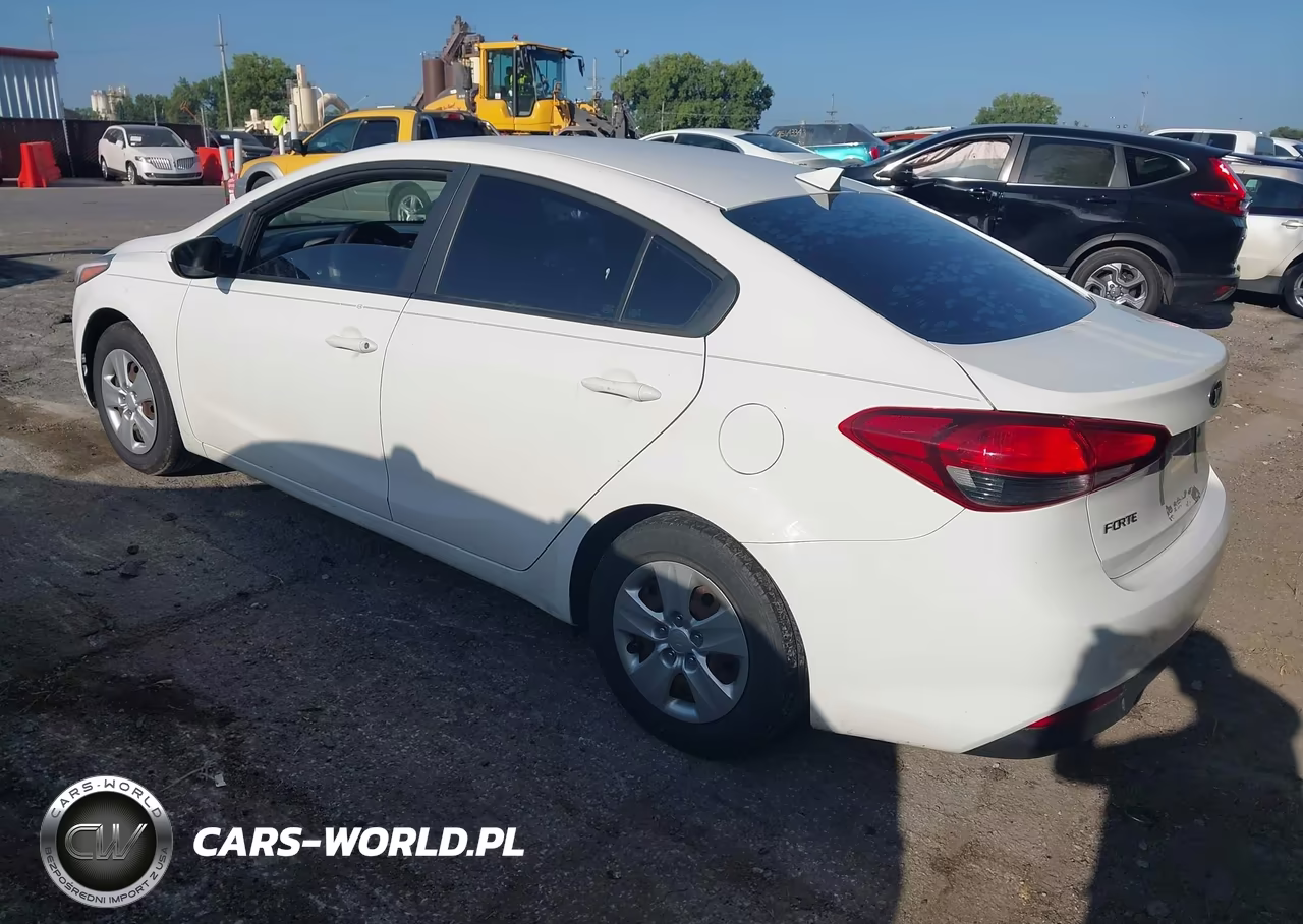 2017 Kia Forte Lx VIN:3KPFK4A71HE077342 - 3