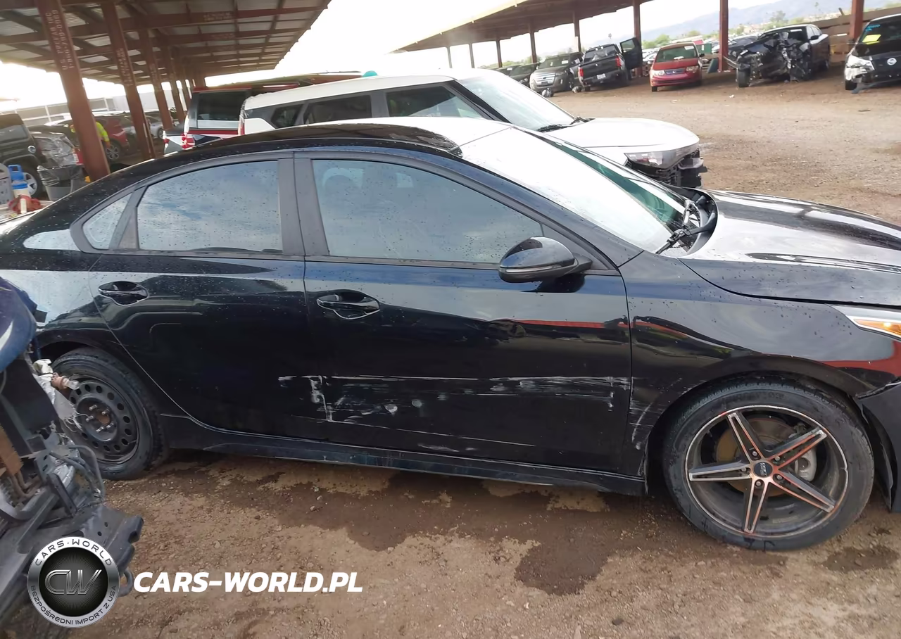 2021 Kia Forte Gt-Line VIN:3KPF34ADXME316187 - 13