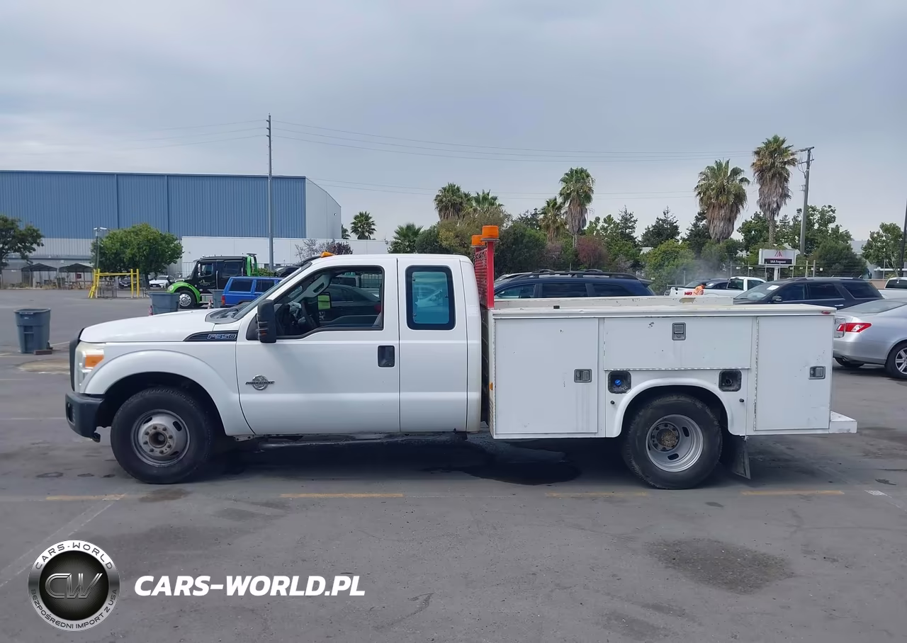 2011 Ford Super Duty F-350 Drw Xl VIN:1FD8X3GTXBEC17220 - 14