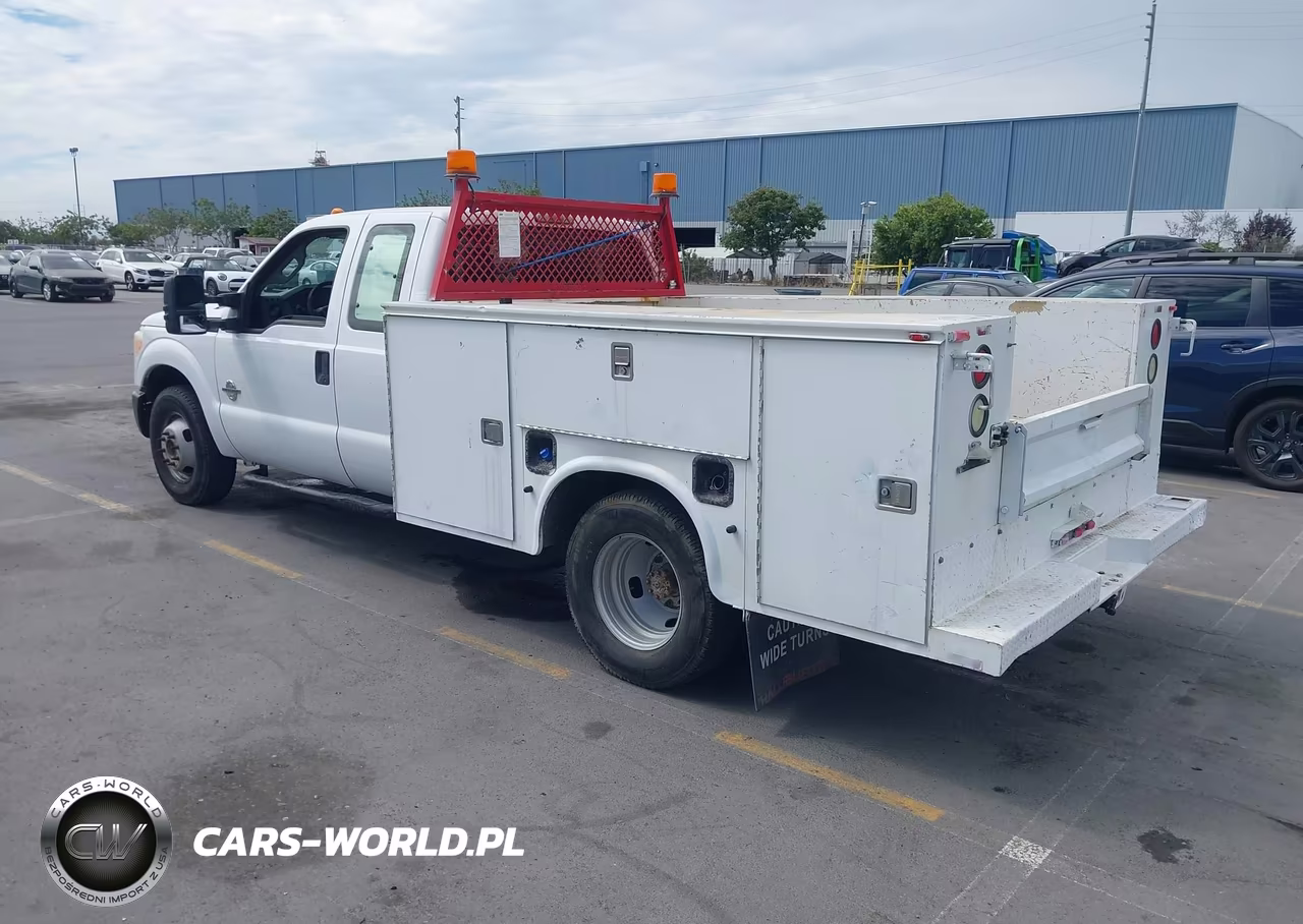 2011 Ford Super Duty F-350 Drw Xl VIN:1FD8X3GTXBEC17220 - 3
