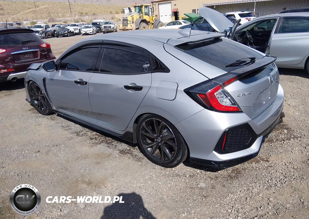 2019 Honda Civic Sport Touring VIN:SHHFK7H90KU215879 - 3