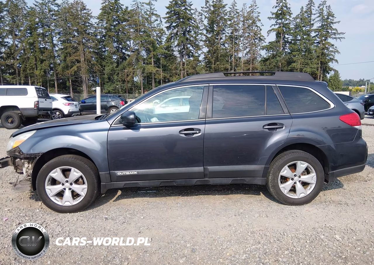 2013 Subaru Outback 2.5I Premium VIN:4S4BRCCC1D3290657 - 15