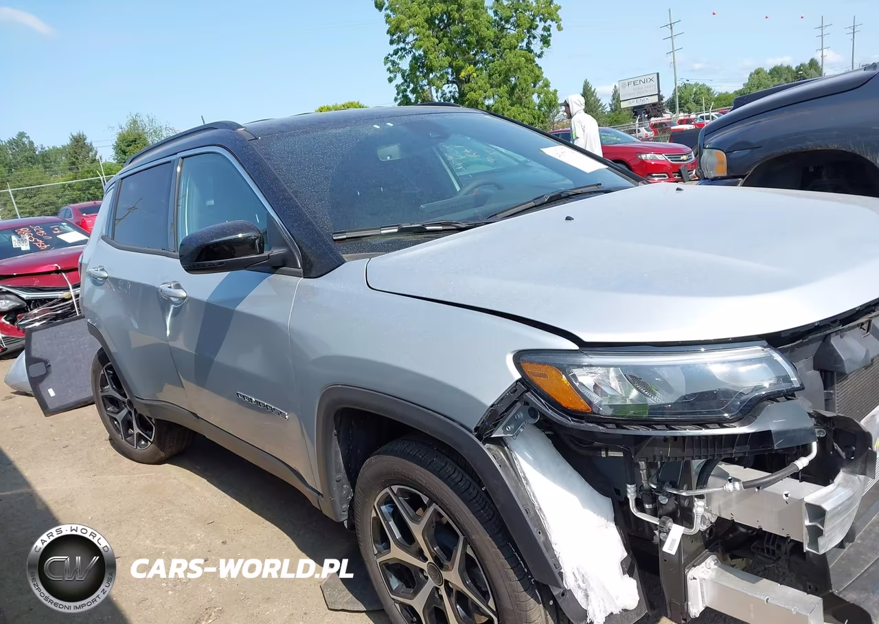 2025 Jeep Compass Limited 4X4 – zdjęcie 1 z 17
