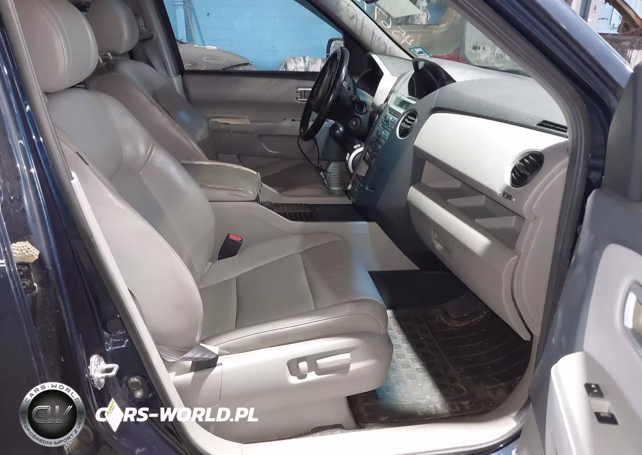2010 Honda Pilot Touring VIN:5FNYF4H94AB006799 - 5