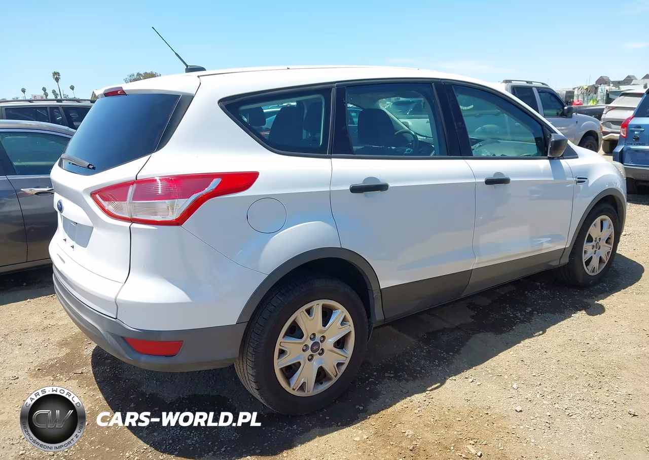 2015 Ford Escape S VIN:1FMCU0F70FUC66475 - 4