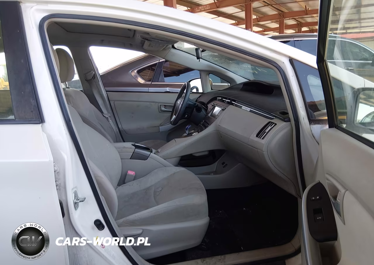 2012 Toyota Prius Three VIN:JTDKN3DU1C5486947 - 5