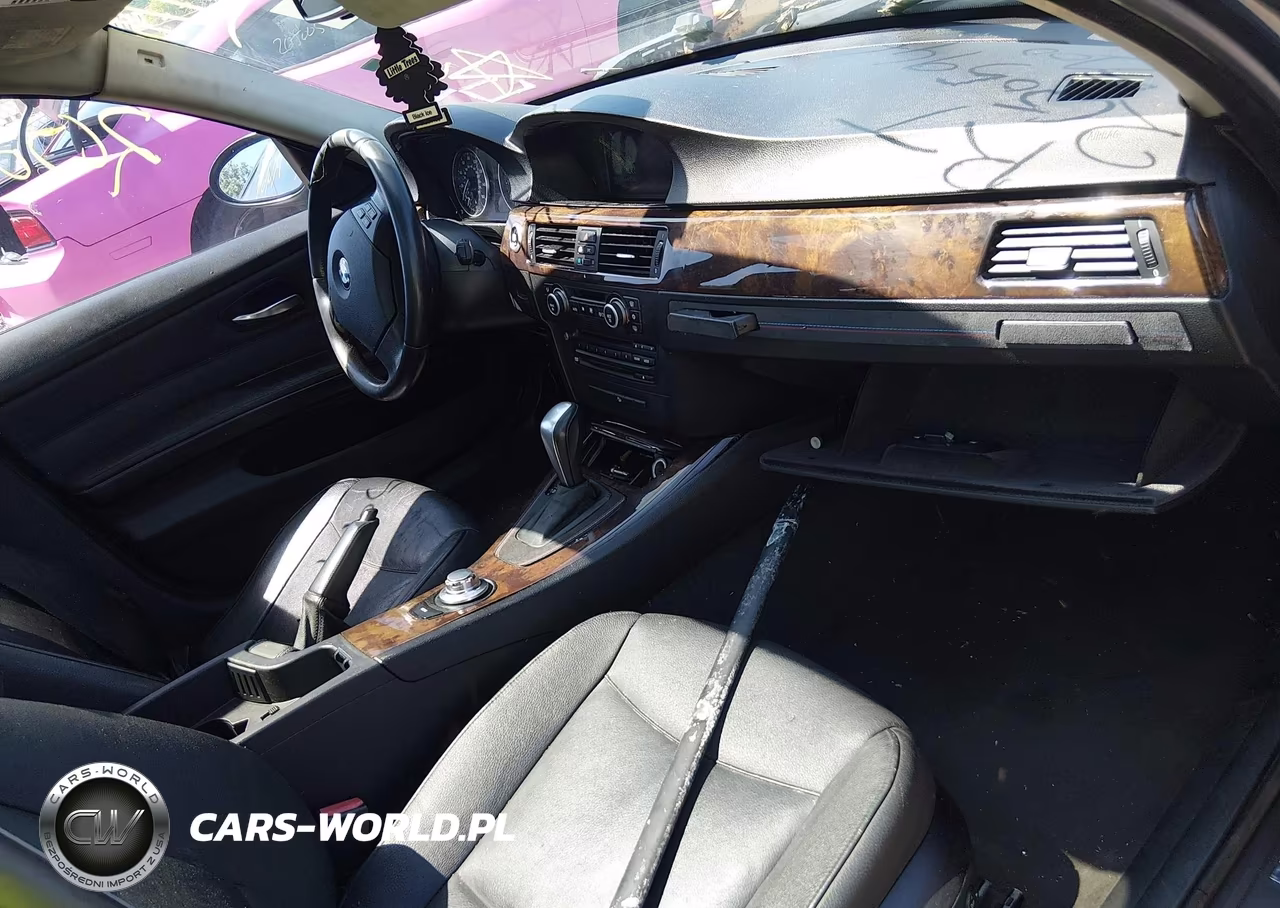 2008 BMW 328Xi VIN:WBAVT73568FZ37969 - 5