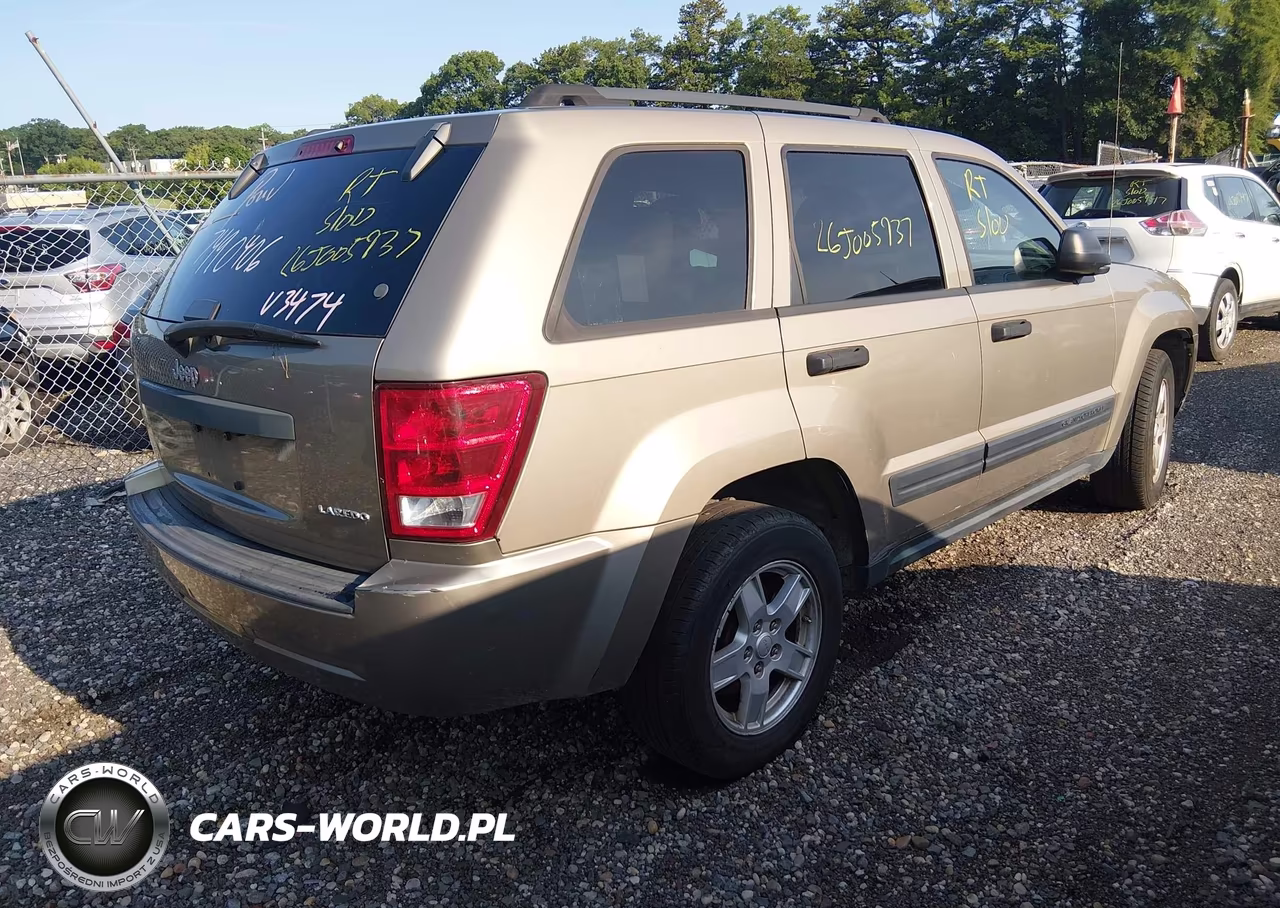 2005 Jeep Grand Cherokee Laredo VIN:1J4GS48K05C563474 - 4