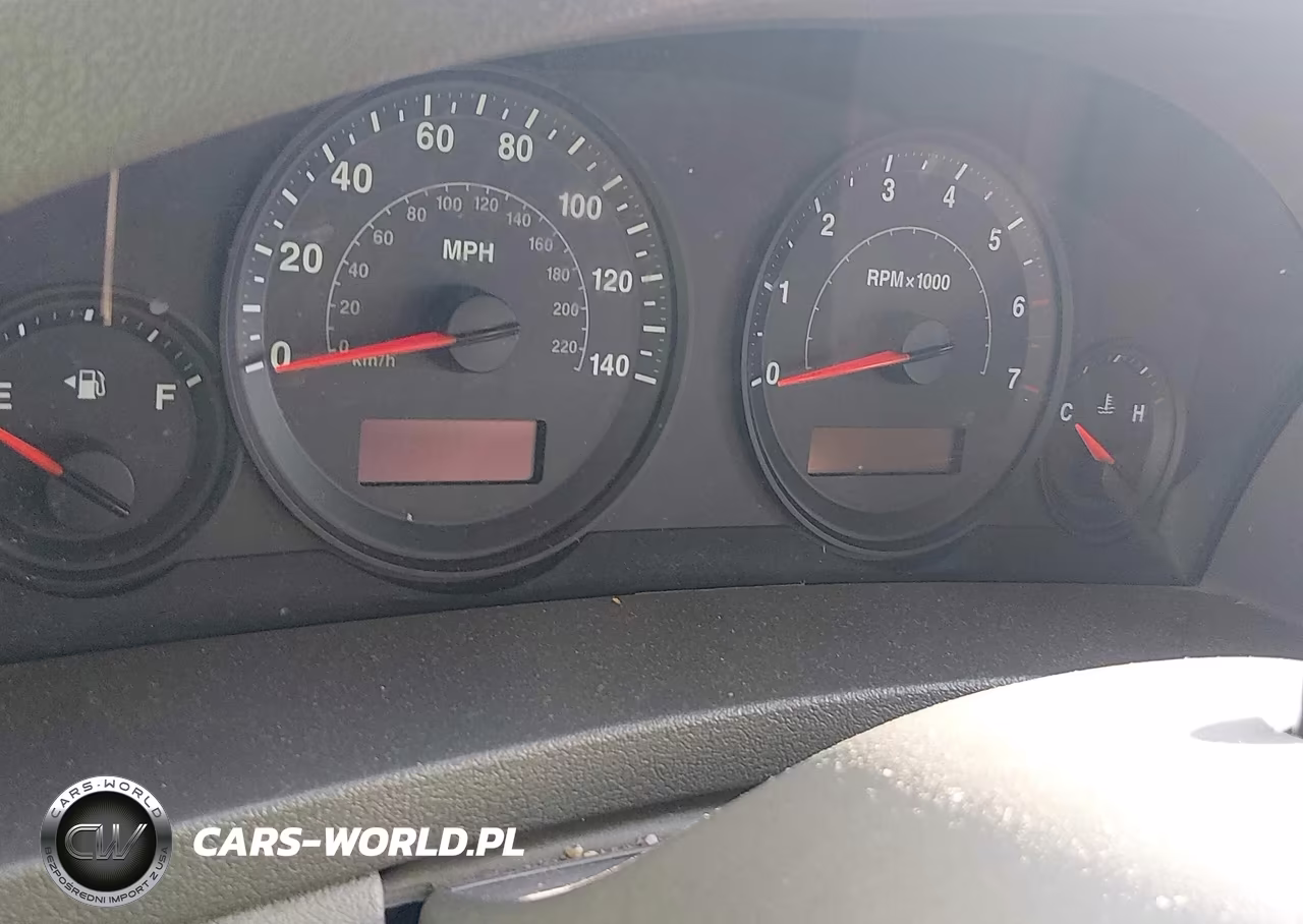2005 Jeep Grand Cherokee Laredo VIN:1J4GS48K05C563474 - 7