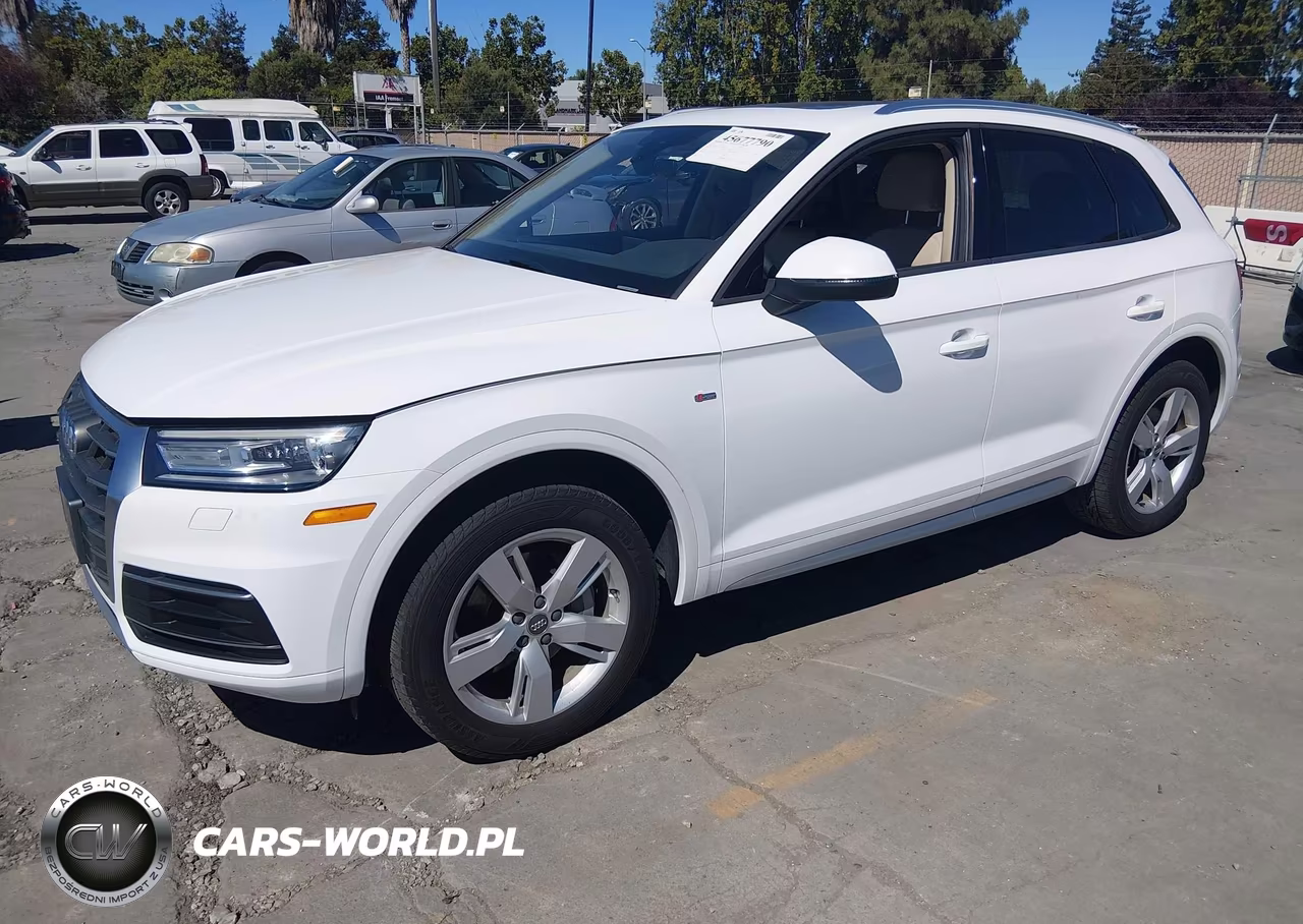 2018 Audi Q5 2.0T Premium-2.0T Tech Premium VIN:WA1ANAFY1J2006446 - 2