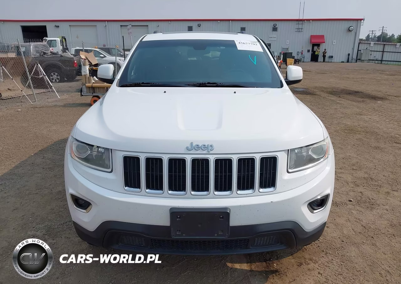 2015 Jeep Grand Cherokee Laredo VIN:1C4RJFAG7FC895822 - 13