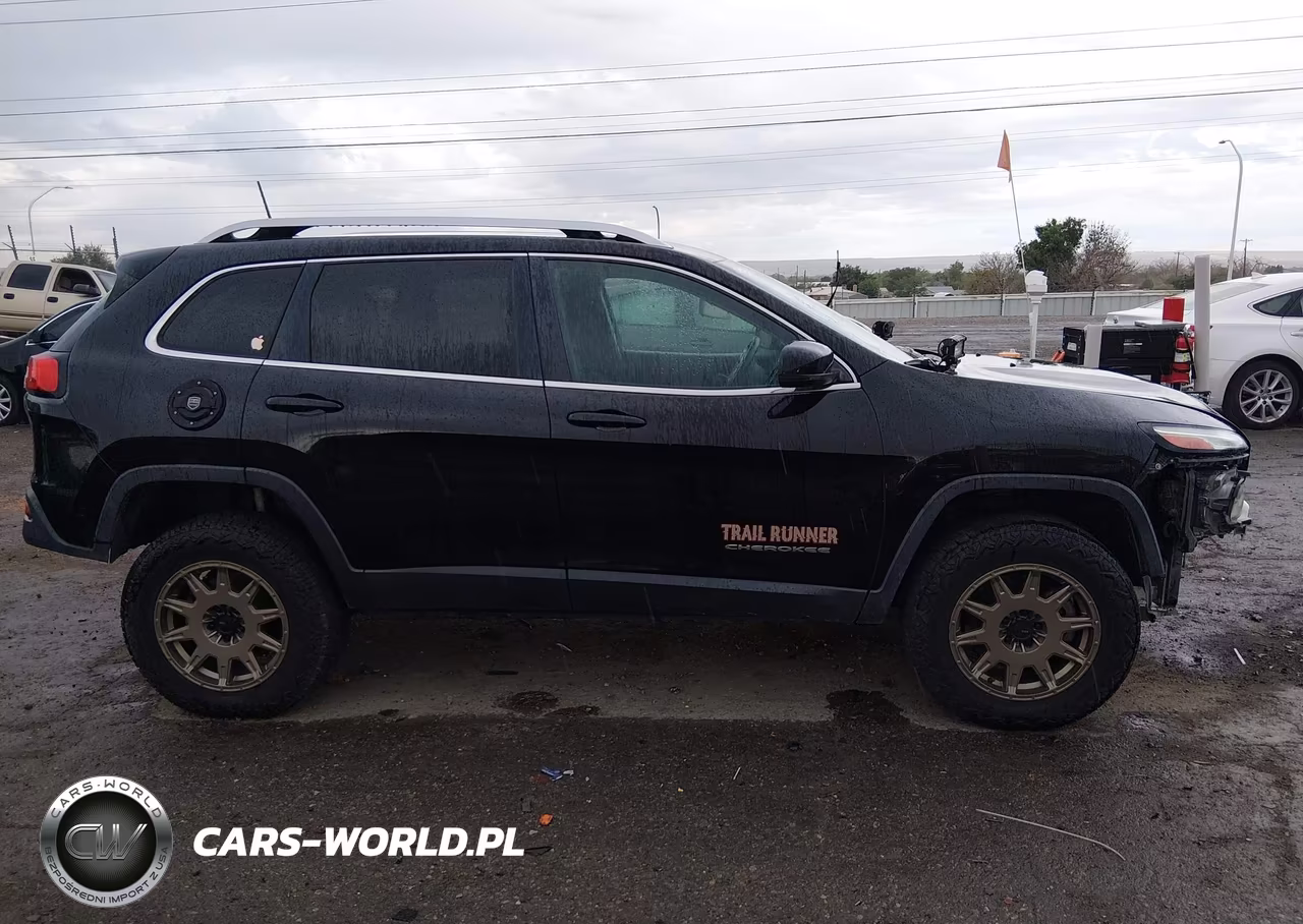 2017 Jeep Cherokee Latitude VIN:1C4PJMCB9HW666444 - 13