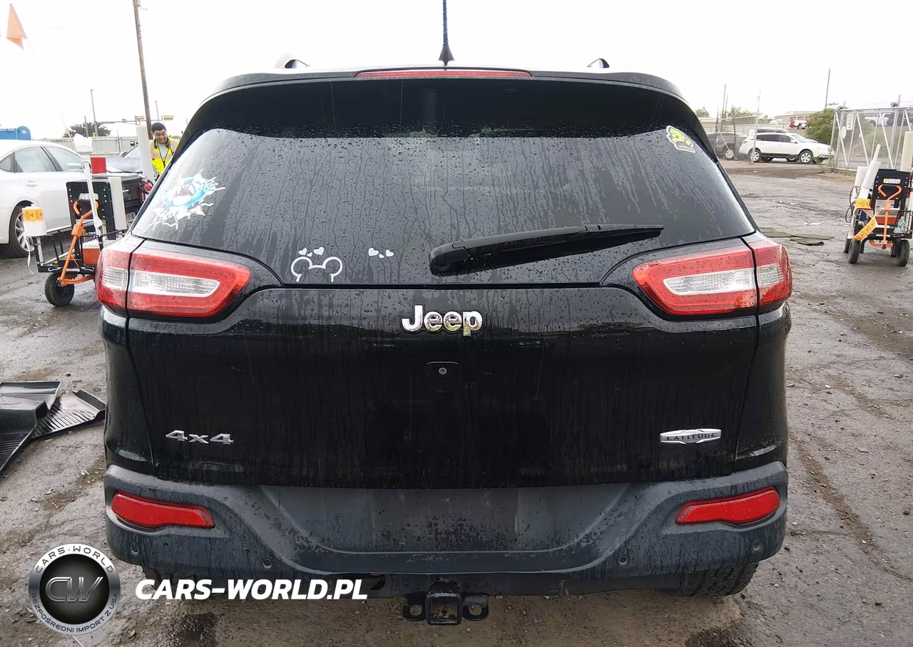 2017 Jeep Cherokee Latitude VIN:1C4PJMCB9HW666444 - 16
