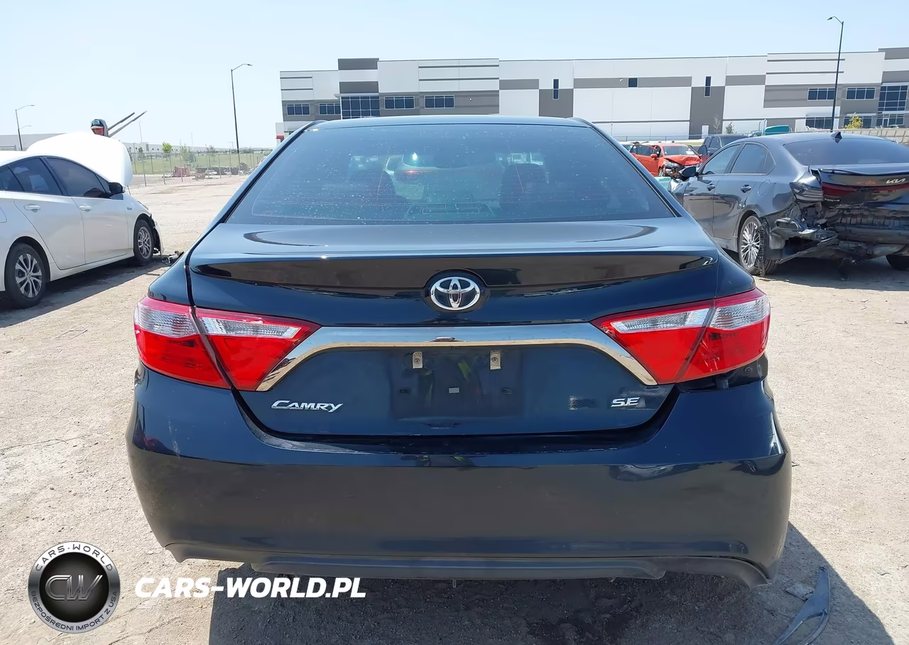 2017 Toyota Camry Se VIN:4T1BF1FK1HU773937 - 16