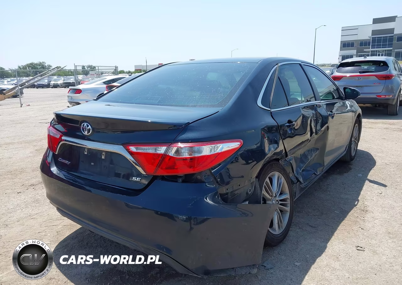 2017 Toyota Camry Se VIN:4T1BF1FK1HU773937 - 4