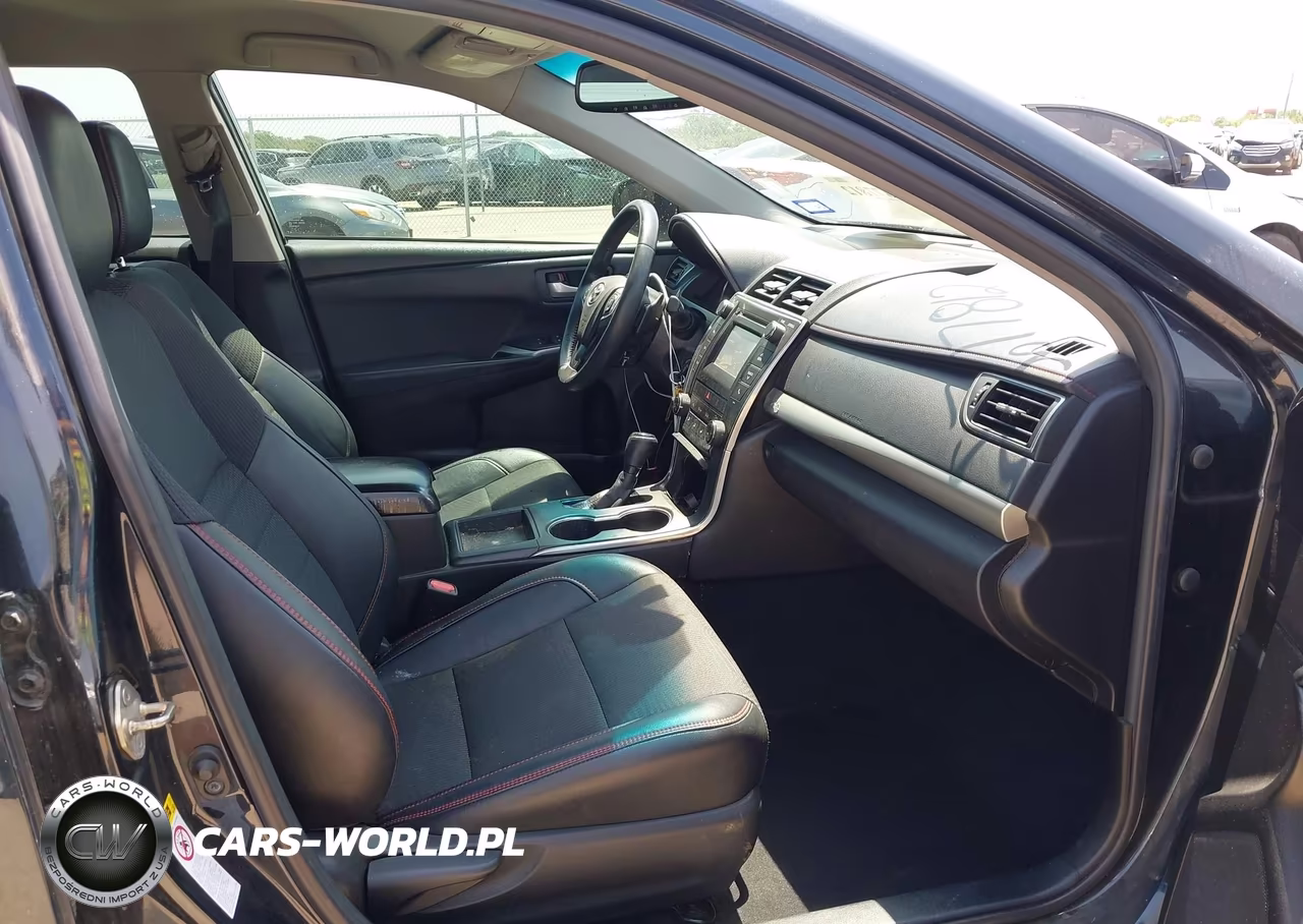 2017 Toyota Camry Se VIN:4T1BF1FK1HU773937 - 5