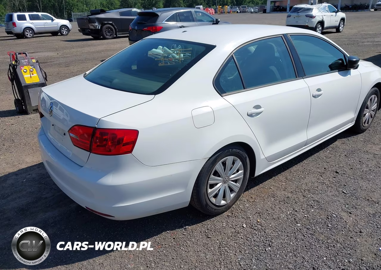 2014 Volkswagen Jetta 2.0L S VIN:3VW2K7AJ2EM209549 - 4