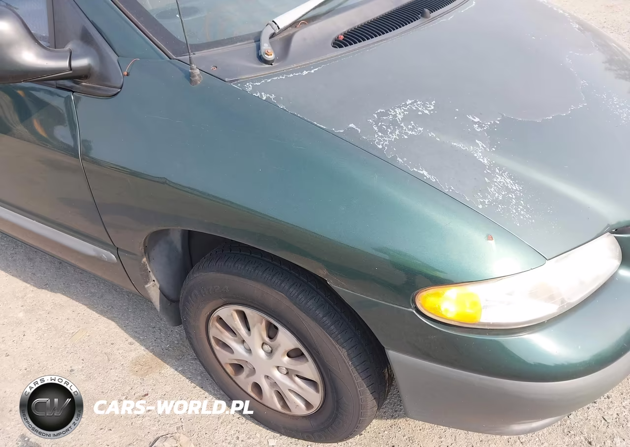 1999 Plymouth Voyager VIN:2P4FP25B7XR214717 - 14