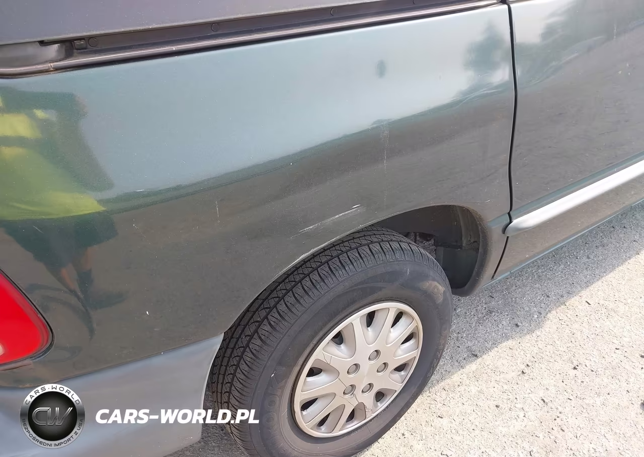 1999 Plymouth Voyager VIN:2P4FP25B7XR214717 - 6