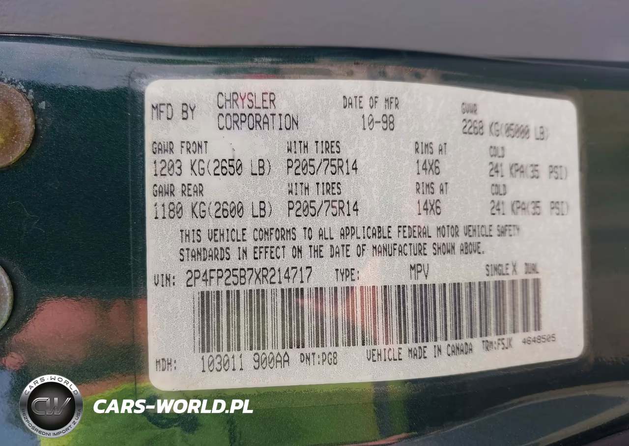 1999 Plymouth Voyager VIN:2P4FP25B7XR214717 - 9