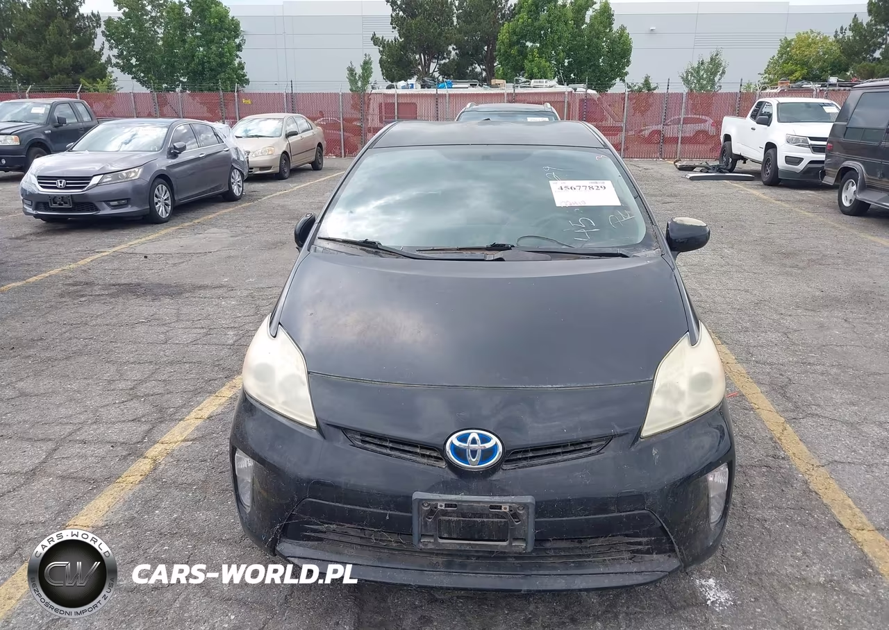 2013 Toyota Prius Three VIN:JTDKN3DU4D5646711 - 6