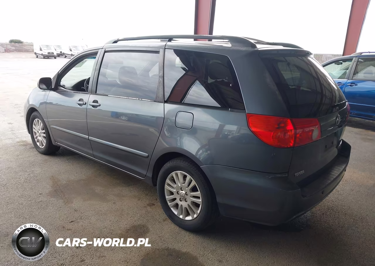 2010 Toyota Sienna Xle VIN:5TDYK4CC8AS299732 - 3