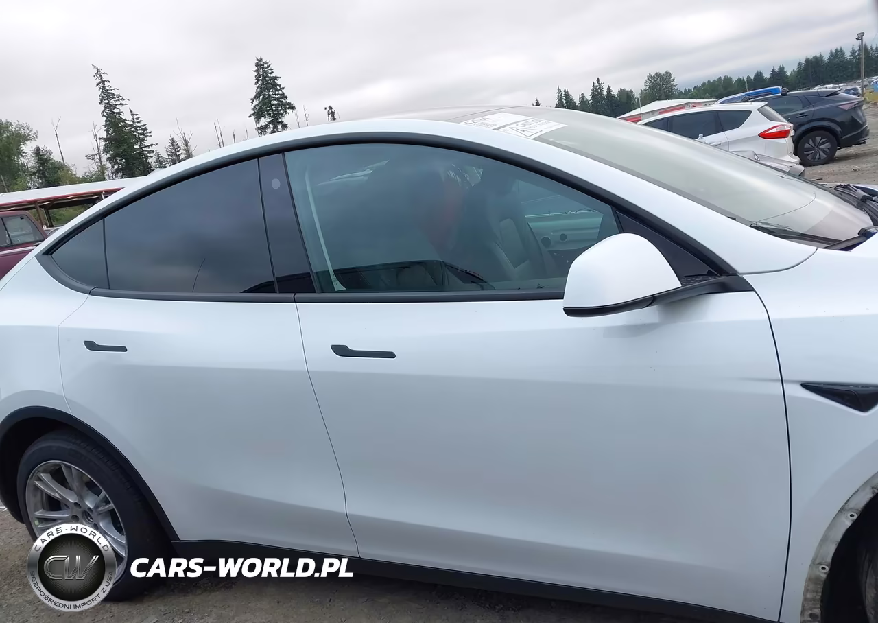 2023 Tesla Model Y Awd-Long Range Dual Motor All-Wheel Drive VIN:7SAYGDEE7PF660707 - 14