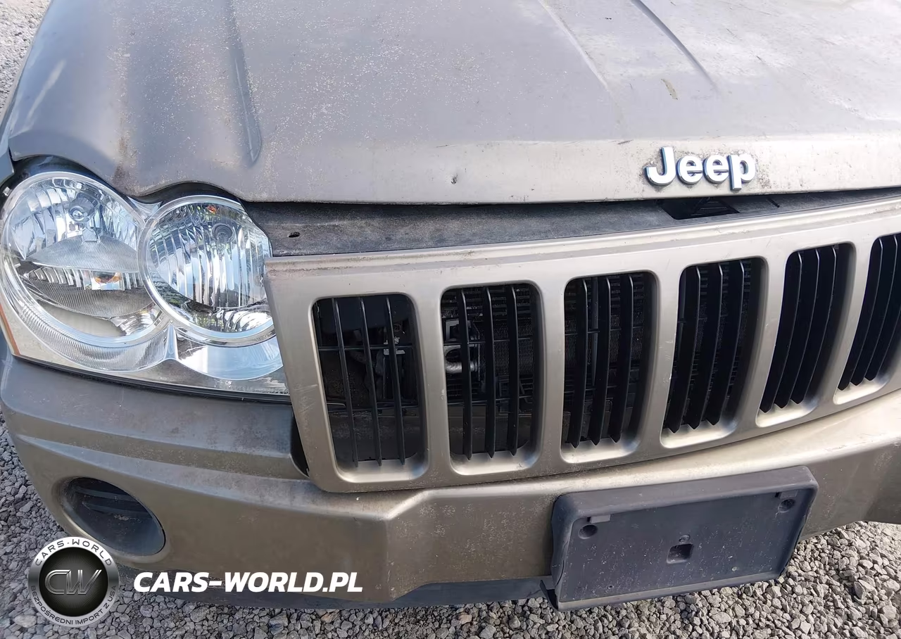 2005 Jeep Grand Cherokee Laredo VIN:1J4GR48K75C674941 - 6