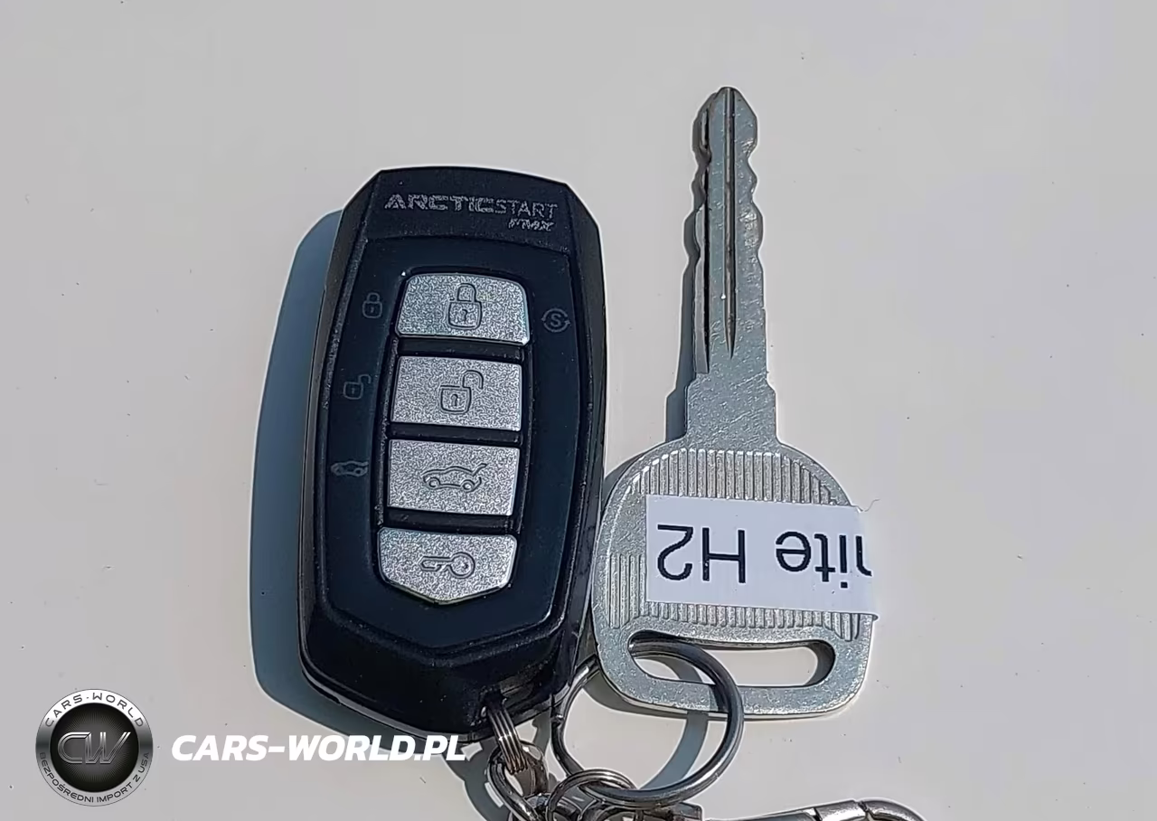 2004 Hummer H2 VIN:5GRGN23U94H110965 - 11