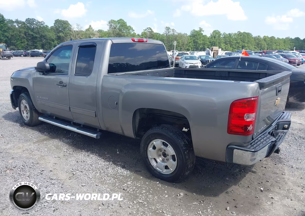 2013 Chevrolet Silverado 1500 Lt VIN:1GCRCSE09DZ177912 - 3