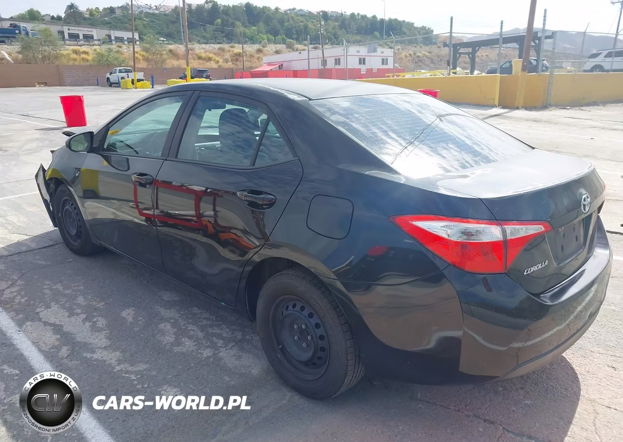 2015 Toyota Corolla L VIN:5YFBURHE4FP295328 - 3