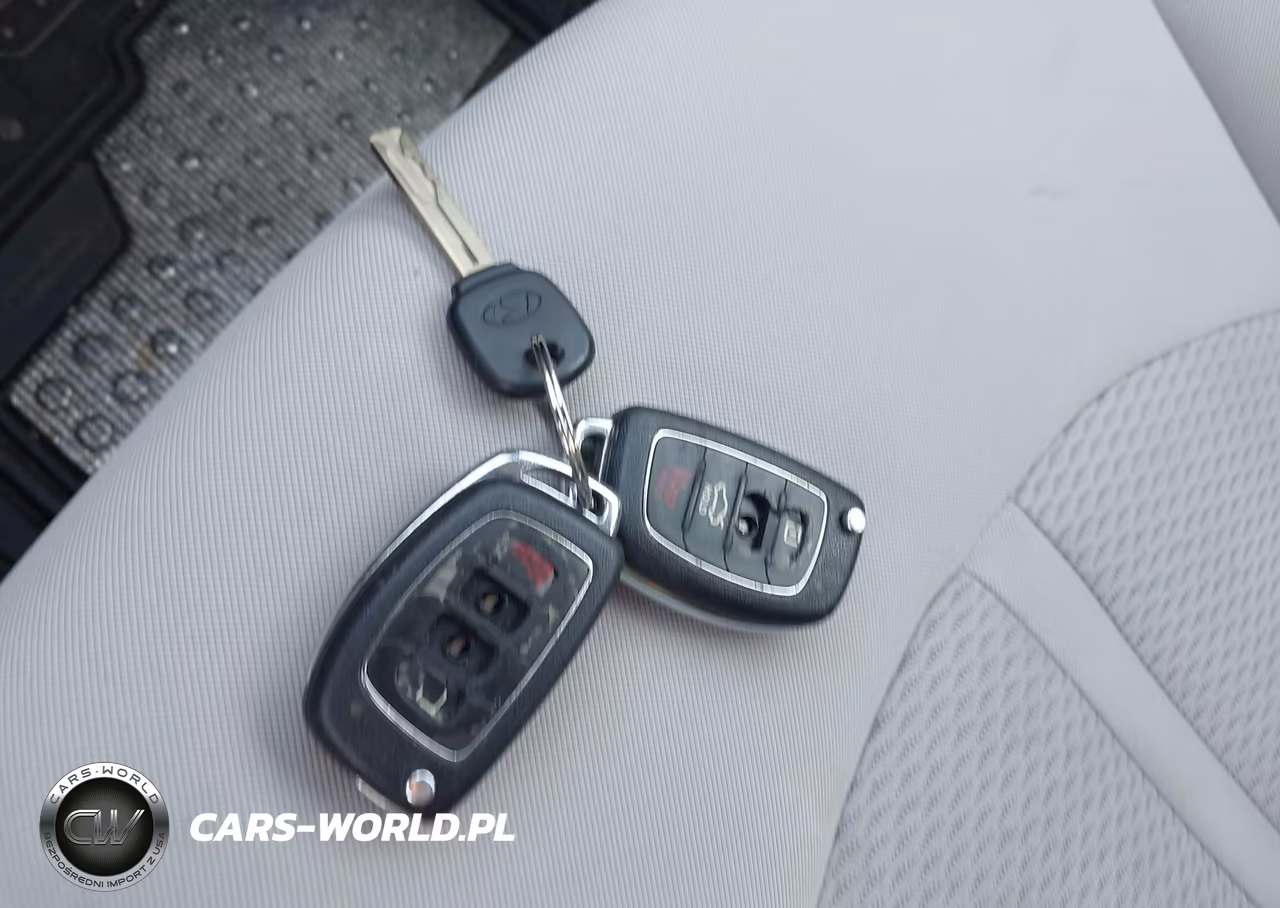 2015 Hyundai Sonata Sport VIN:5NPE34AF6FH075336 - 11