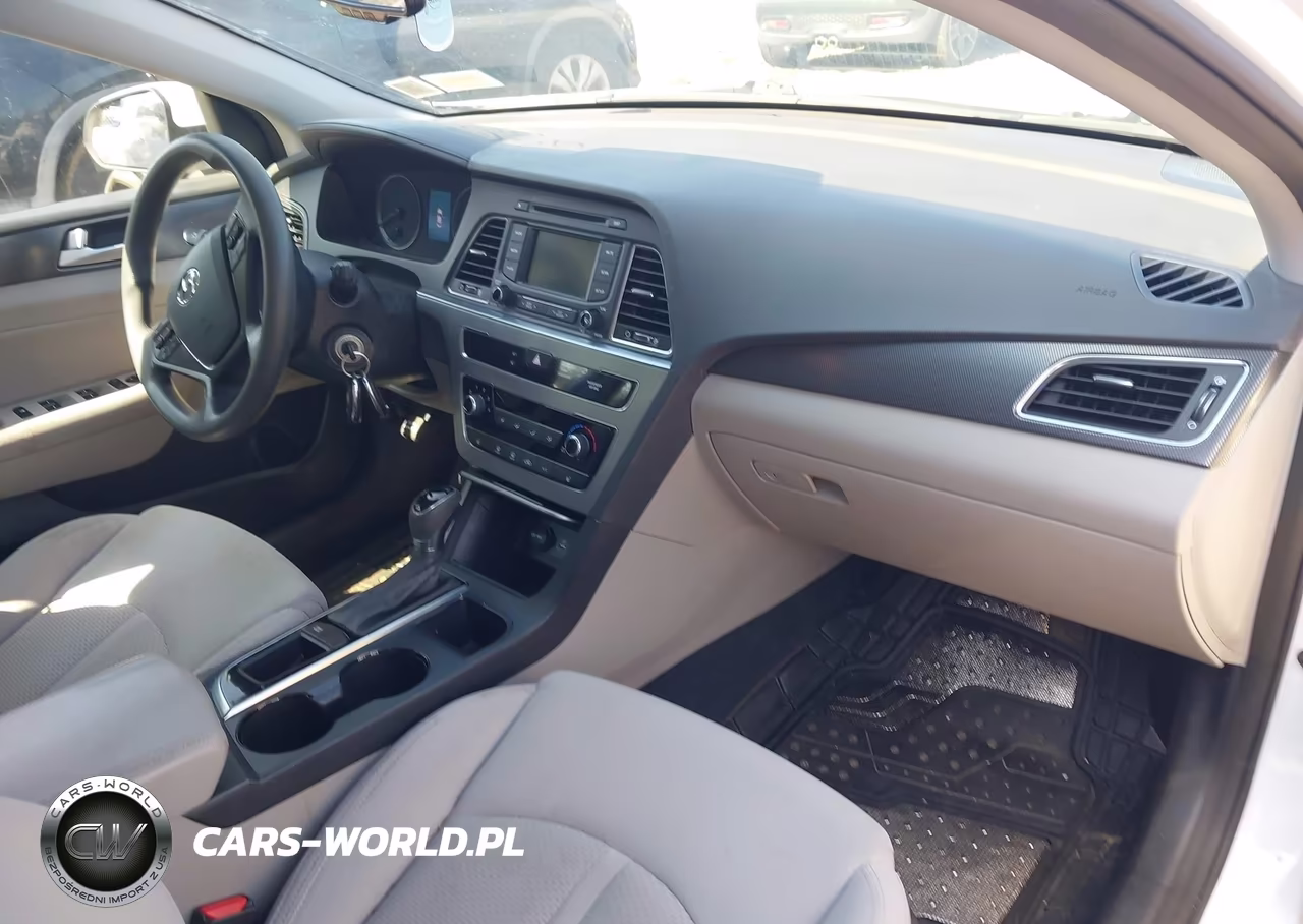 2015 Hyundai Sonata Sport VIN:5NPE34AF6FH075336 - 5