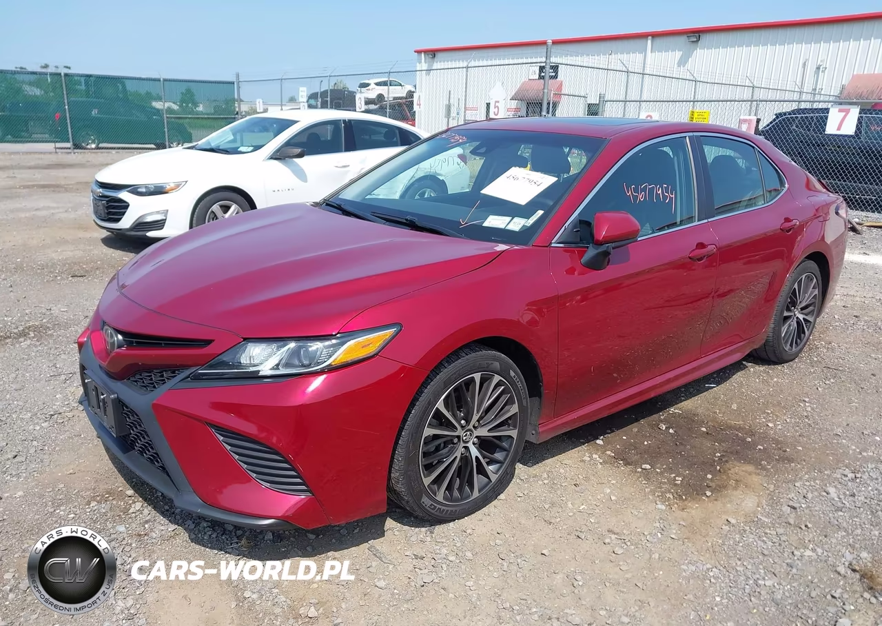 2018 Toyota Camry Se VIN:4T1B11HK0JU565470 - 2