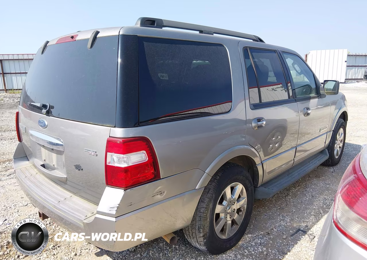 2008 Ford Expedition Xlt VIN:1FMFU15548LA26616 - 4