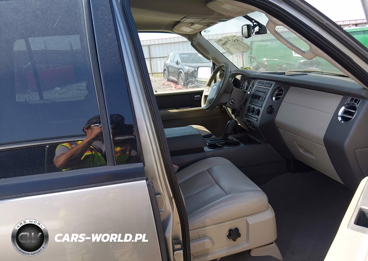 2008 Ford Expedition Xlt VIN:1FMFU15548LA26616 - 5