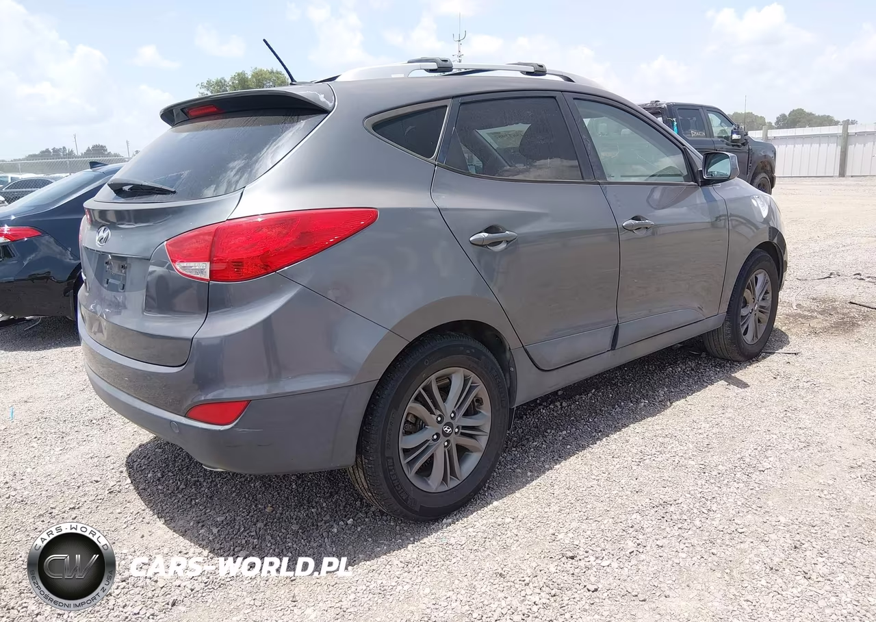 2014 Hyundai Tucson Se VIN:KM8JU3AG3EU922165 - 4
