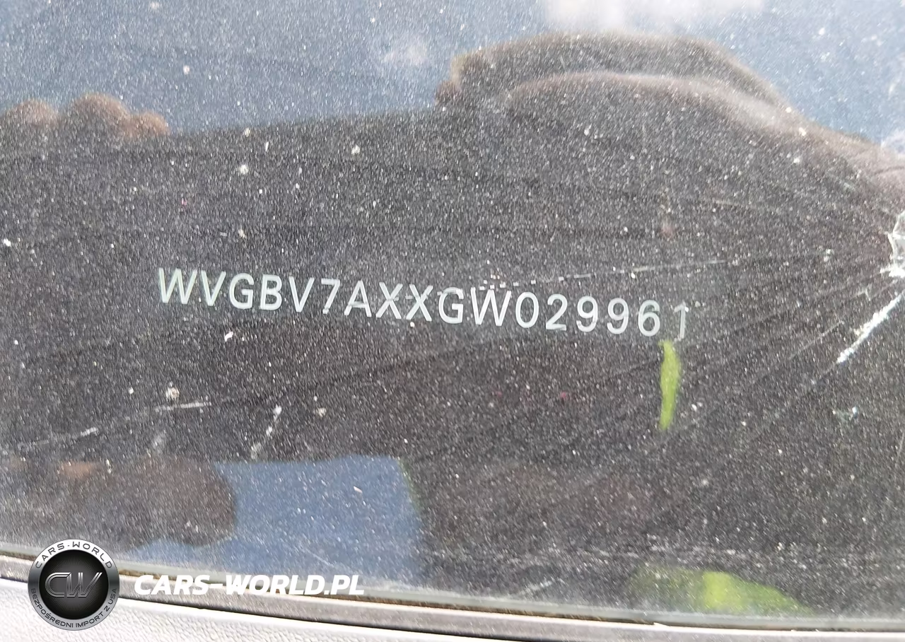 2016 Volkswagen Tiguan S VIN:WVGBV7AXXGW029961 - 12