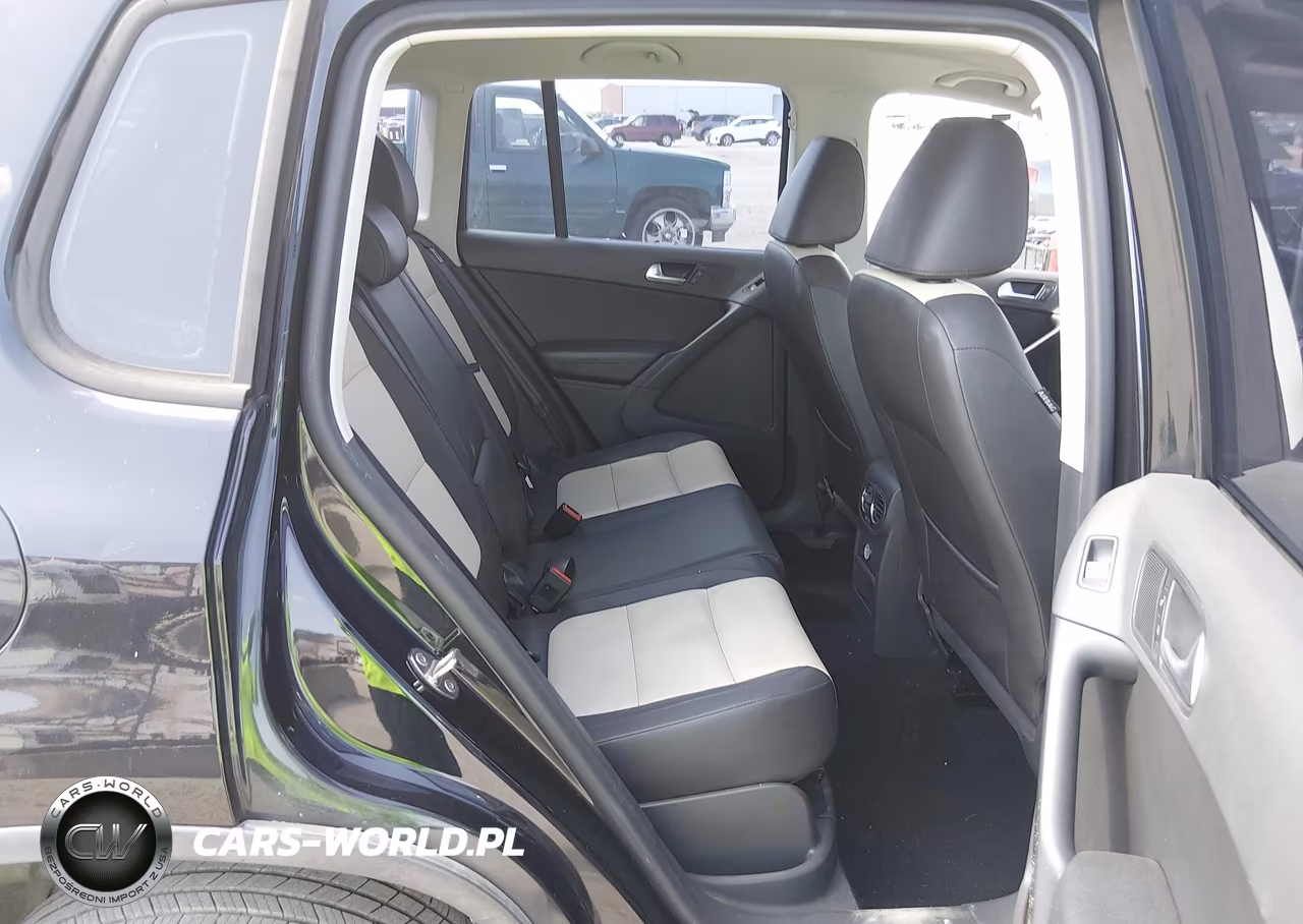 2016 Volkswagen Tiguan S VIN:WVGBV7AXXGW029961 - 8